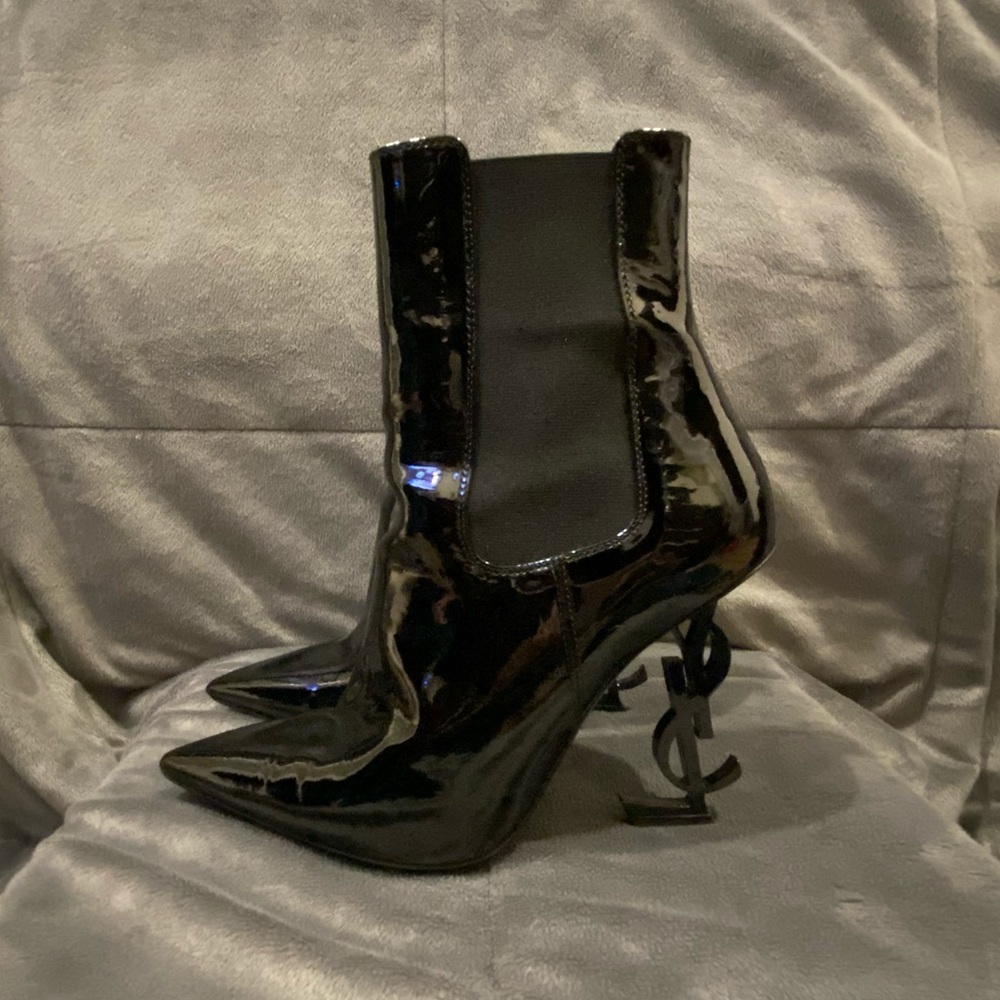 Yves Saint Laurent Boots